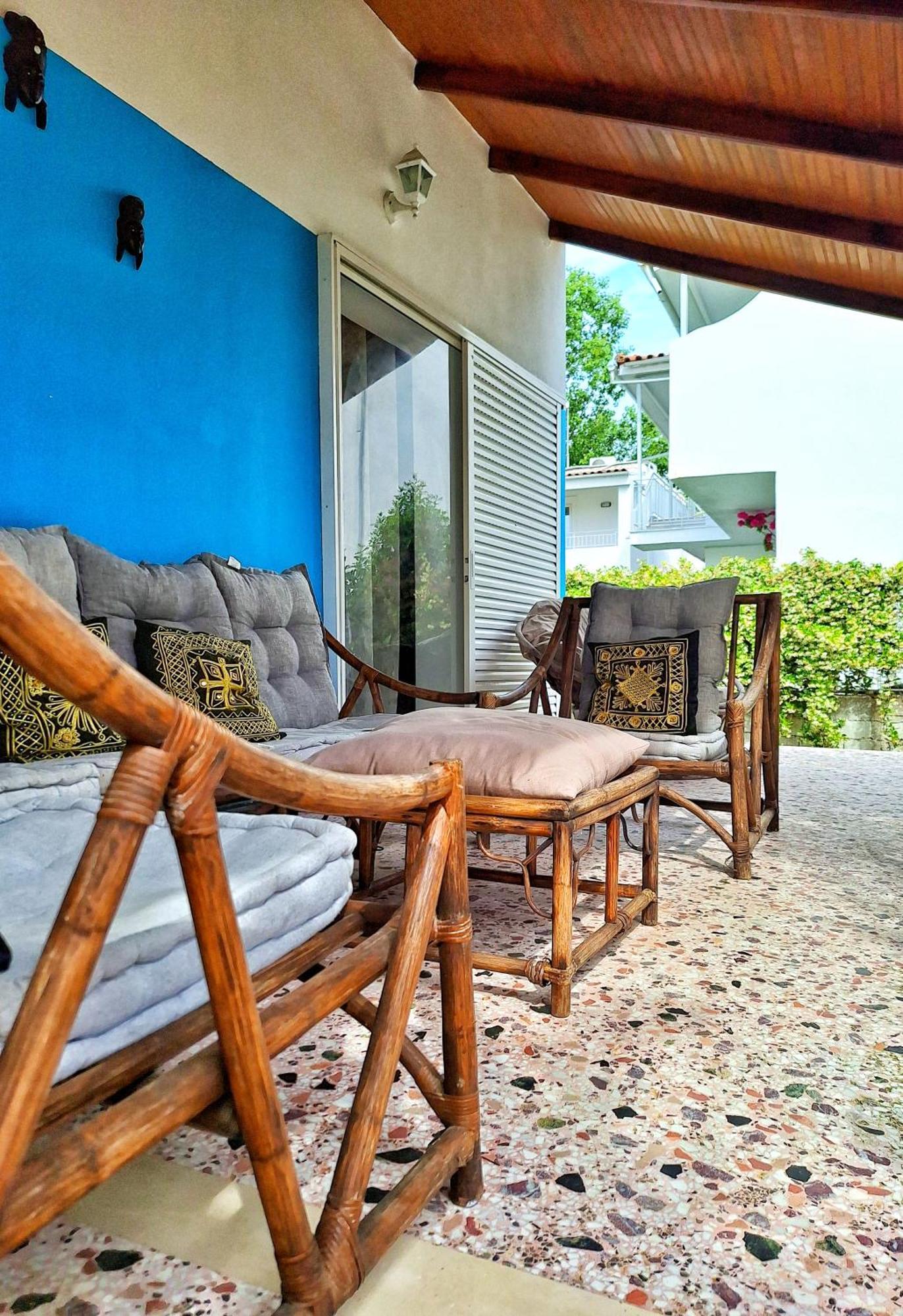 Lemami Seafront Bungalows Kávosz Szoba fotó
